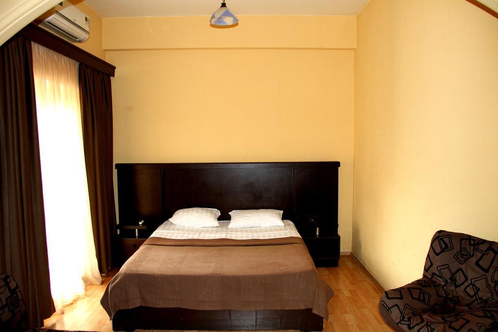 Avenue Hotel Tbilisi Room photo