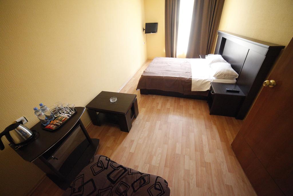 Avenue Hotel Tbilisi Room photo