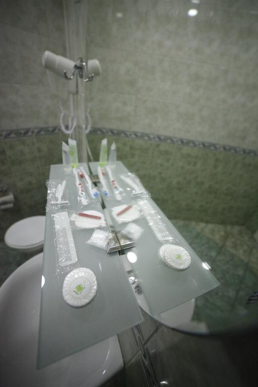 Avenue Hotel Tbilisi Room photo